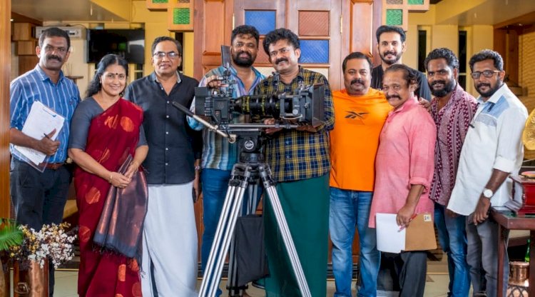 ക്വീന്‍സ്ലാന്‍ഡിലെ ആദ്യ മലയാള ചലച്ചിത്രമായ ഗോസ്റ്റ് പാരഡൈസ്