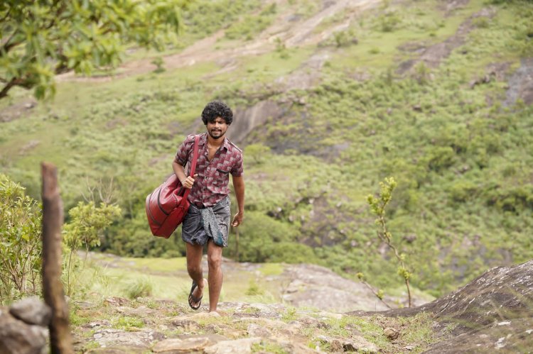 രണ്ടാം വാരത്തിൽ എക്കോ ലോകവ്യാപകമായി കൂടുതൽ തിയേറ്ററുകളിലേക്ക് 