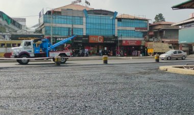 മൂവാറ്റുപുഴ റോഡിൽ  അശാസ്ത്രീയ  യൂട്ടേണുകൾ  അപകടങ്ങൾ വർധിക്കുന്നു