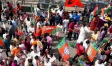 ചെങ്കോട്ട തകർത്ത് തലസ്ഥാനം പിടിച്ചടക്കി ബിജെപി