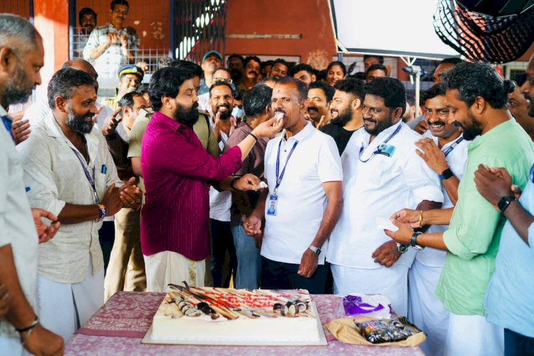  41 വർഷത്തെ സേവനം ജനപ്രിയ നായകൻ   ദിലീപിൻറെ ആദരവ് രവിചേട്ടന്