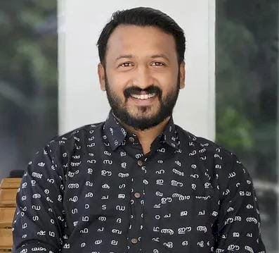 രാഹുൽ മാങ്കൂട്ടത്തിൽ എം.എൽ.എയുടെ തിരോധാനം  യുവനടിയെ ചോദ്യം ചെയ്തു വഴിത്തിരിവായത് ചുവന്ന പോളോ കാർ