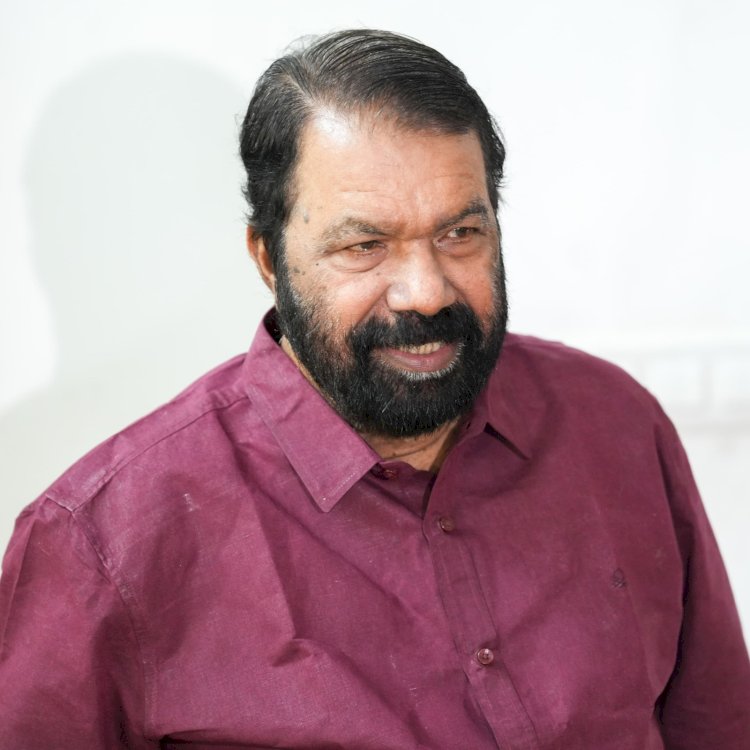 വിദ്യാലയങ്ങളിൽ വേർതിരിവിന്റെ വിഷവിത്തുകൾ പാകാൻ അനുവദിക്കില്ല