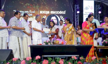 ​പടവ് 2026 മികച്ച പുസ്തകത്തിനുള്ള മീഡിയ അവാർഡ് ഡോ. ലീനാ പോളിന്