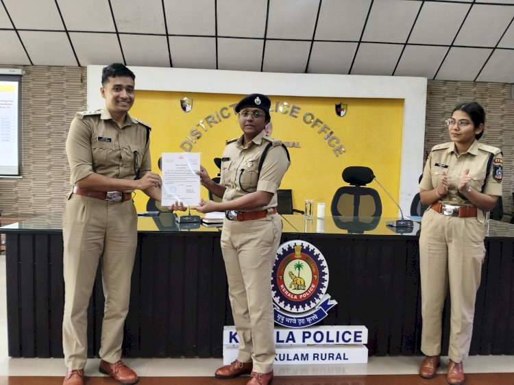 പെരുമ്പാവൂർ എ എസ് പി ഹാർദിക് മീണയ്ക്ക് പ്രശംസാപത്രം