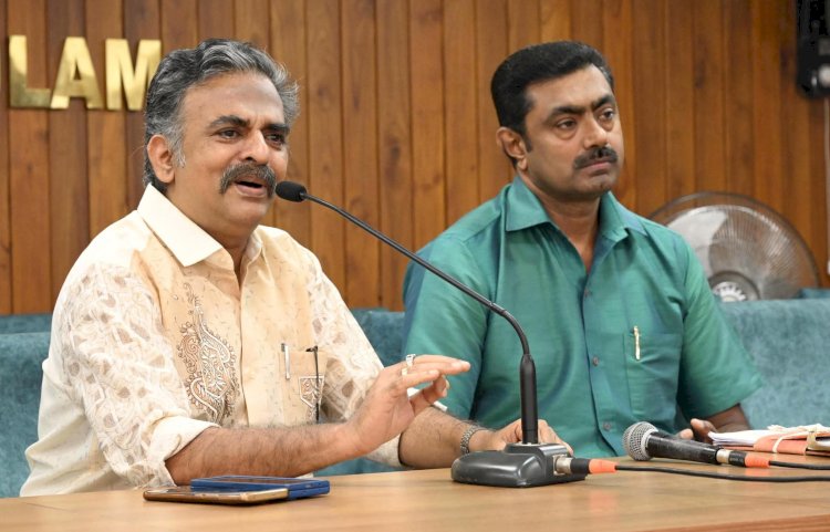അഴിമതി തുടച്ചുനീക്കാൻ പൊതുജന സഹകരണം വേണം