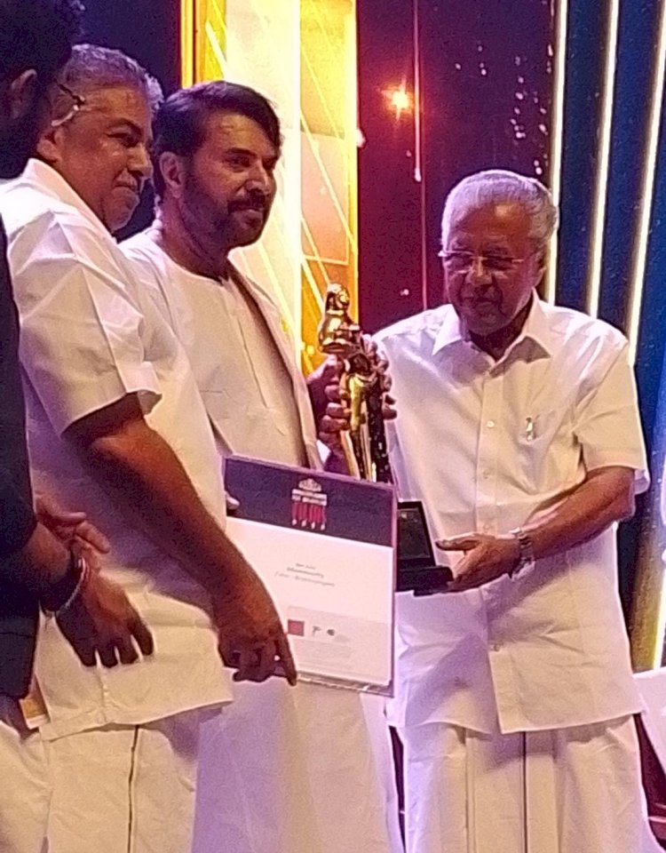 പുരസ്‌കാര നിറവിൽ മമ്മൂട്ടിയും സഹപ്രവർത്തകരും