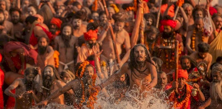 ​തിരുനാവായയിൽ ഭക്തിസാന്ദ്രമായി കേരള കുംഭമേള നിളാതീരത്തേക്ക് ഭക്തജനപ്രവാഹം