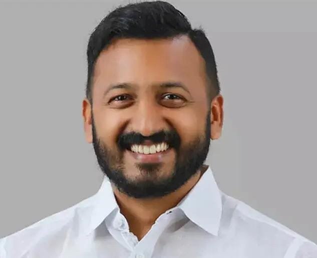 രാഹുൽ മാങ്കൂട്ടത്തിലിന് കുരുക്ക് മുറുകുന്നു അതിജീവിത സുപ്രീം കോടതിയിൽ