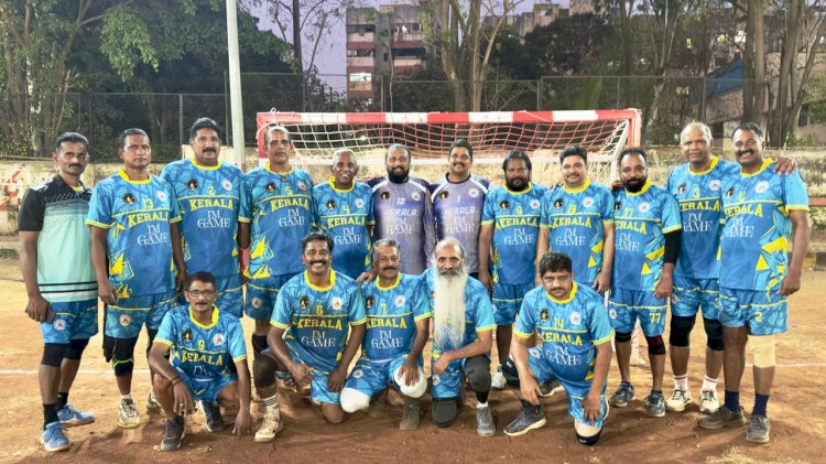 ​പൂനെയിൽ കേരളത്തിന്റെ വിജയക്കരുത്ത് മാസ്റ്റേഴ്സ് ഹാൻഡ്ബോൾ ചാമ്പ്യൻഷിപ്പിൽ സ്വർണം