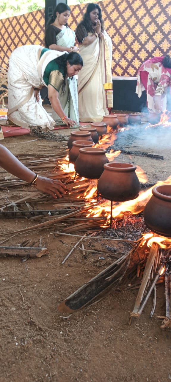വട്ടേക്കാട് ശ്രീ ദക്ഷിണാമൂർത്തി ക്ഷേത്രത്തിൽ ശ്രീ രുദ്രജപ യജ്ഞവും യതിപൂജയും നടന്നു.
