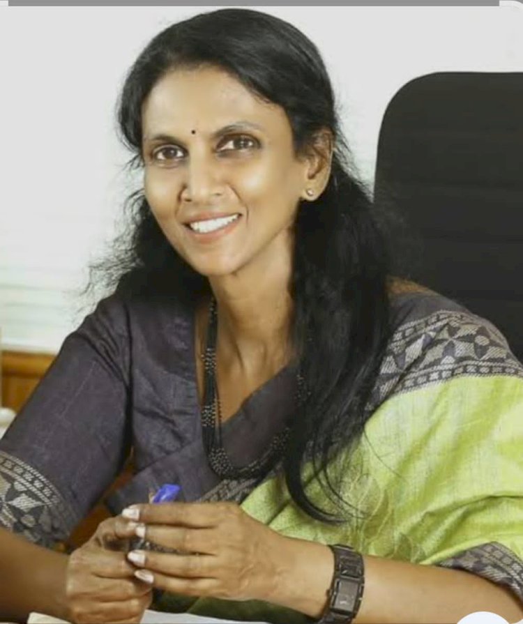 ഇരകളുടെ പേര് വെളിപ്പെടുത്തി മുൻ ഡിജിപി ആർ. ശ്രീലേഖയ്ക്കെതിരെ കേസ് എടുക്കാൻ കോടതി ഉത്തരവ്