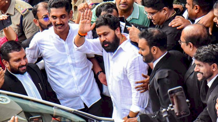 നടിയെ ആക്രമിച്ച കേസ് ദിലീപിനെ വെറുതെ വിട്ടതിനെതിരെ സർക്കാർ ഹൈക്കോടതിയിൽ അപ്പീൽ നൽകി.