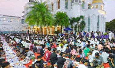 മഅ്ദിൻ ഗ്രാൻഡ് മസ്ജിദിൽ ജനകീയ ഇഫ്താർ സംഗമം ആയിരങ്ങൾക്ക് സ്നേഹവിരുന്നൊരുക്കി മഅ്ദിൻ അക്കാദമി