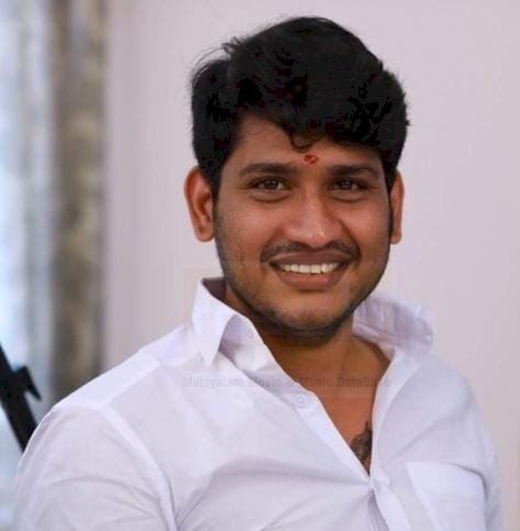 ചാലക്കുടിയിലും പെരുമ്പാവൂരിലും താരങ്ങളെ ഇറക്കാൻ എൻഡിഎ തൃപ്പൂണിത്തുറയിൽ അഖിൽ മാരാർ മത്സരിച്ചേക്കും