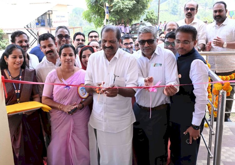 ചൂരൽമല ദുരന്തത്തിൽ തകർന്ന വെള്ളാർമല സ്കൂളിന് പുതിയ കെട്ടിടം മന്ത്രി ഒ.ആർ കേളു ഉദ്ഘാടനം നിർവഹിച്ചു