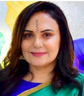 ഗണേഷ് കുമാറിന്റെ ഭാര്യയുടെ കമ്പനിക്ക് സർക്കാർ കരാർ; സത്യവാങ്മൂലത്തിൽ വിവരങ്ങൾ മറച്ചുവെച്ചു