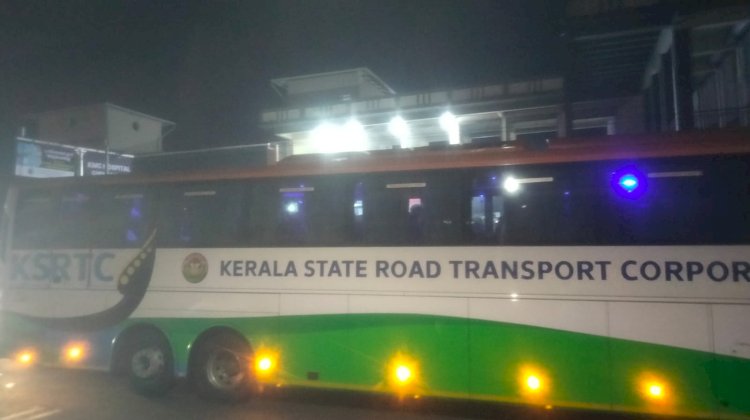 നിർമ്മാണത്തിൽ ഉയരമില്ലായ്മ മൂവാറ്റുപുഴ കെ.എസ്.ആർ.ടി.സി സ്റ്റാൻഡിൽ വോൾവോ ബസ്സുകൾക്ക് പ്രവേശനമില്ല
