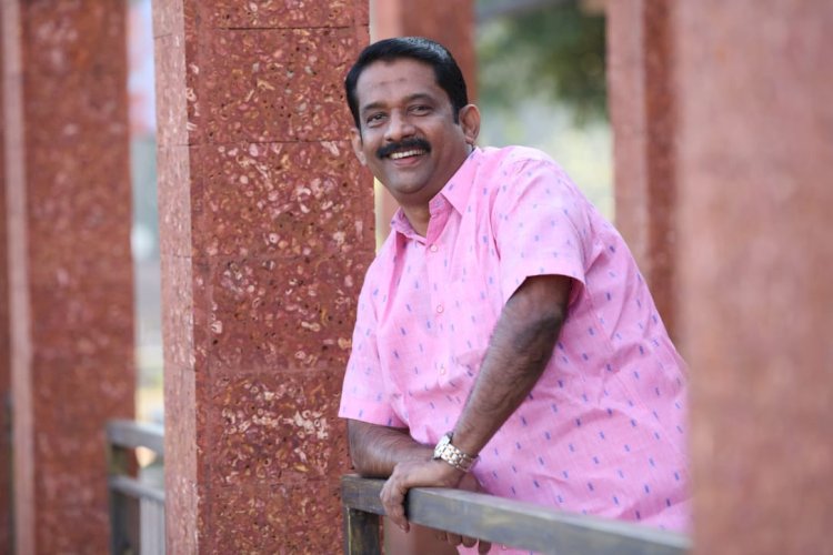 ഡപ്പയിൽ സൂക്ഷിച്ച നിധിപ്പണം സക്കാത്ത് ഓർമ്മകളിൽ മനസ്സ് നിറഞ്ഞ് ഷാജി പട്ടിക്കര
