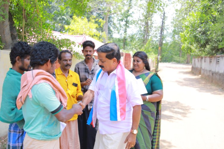 നെടുമൺകാവ് ഗോപാലകൃഷ്ണന്റെ പര്യടനം തെന്മലയിൽ നിന്ന് ആരംഭിച്ചു കുട്ടികൾക്കൊപ്പം ക്രിക്കറ്റ് കളിച്ച് വോട്ടഭ്യർത്ഥന