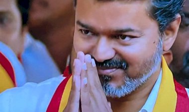 ​മാസം 2500 രൂപ, സൗജന്യ സിലിണ്ടർ വൻ വാഗ്ദാനങ്ങളുമായി വിജയിന്റെ ടിവികെ പ്രകടനപത്രിക