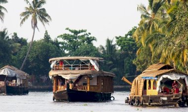 വേമ്പനാട്ട് കായലിൽ ഹൗസ്ബോട്ട് നിയന്ത്രണം നാളെ മുതൽ അടിസ്ഥാന സൗകര്യമില്ലാതെ ഉടമകൾ പ്രതിസന്ധിയിൽ