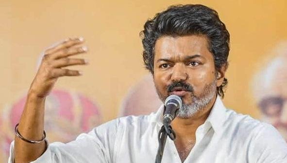 ബിജെപിയും ഡിഎംകെയും എനിക്കെതിരെ ഒന്നിച്ചു പത്രികാ സമർപ്പണത്തിന് പിന്നാലെ ആരോപണങ്ങളുമായി വിജയ്