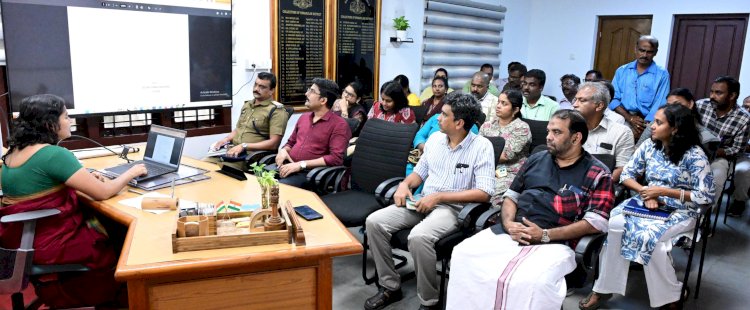 ​കൊച്ചിയിൽ ഇനി വെള്ളക്കെട്ടില്ല ഓപ്പറേഷൻ ബ്രേക്ക്ത്രൂ ശുചീകരണം മെയ് 15 നകം, പ്ലാസ്റ്റിക് വിരുദ്ധ പരിശോധനയും ശക്തം