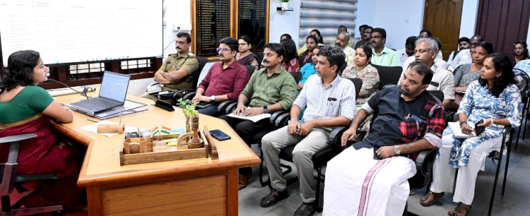 ​കൊച്ചിയിൽ ഇനി വെള്ളക്കെട്ടില്ല ഓപ്പറേഷൻ ബ്രേക്ക്ത്രൂ ശുചീകരണം മെയ് 15 നകം, പ്ലാസ്റ്റിക് വിരുദ്ധ പരിശോധനയും ശക്തം