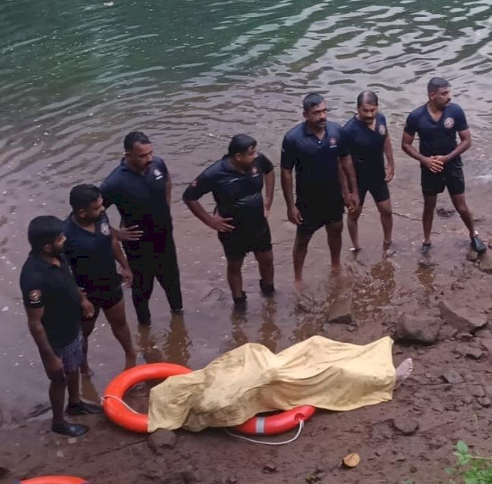 മൂവാറ്റുപുഴയിൽ പുഴയിൽ ഒഴുക്കിൽപ്പെട്ട വിദ്യാർത്ഥികളിൽ ഒരാളുടെ മൃതദേഹം കണ്ടെത്തി രണ്ടാമന് വേണ്ടി തിരച്ചിൽ തുടരുന്നു