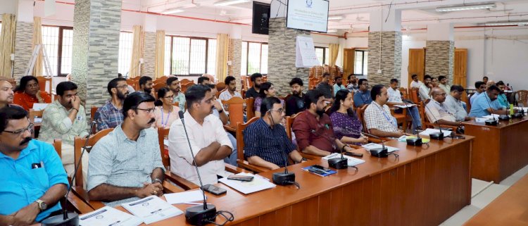 കടലാസ് രഹിത സെൻസസ് വരുന്നു വിവരങ്ങൾ സ്വന്തമായി രേഖപ്പെടുത്താം സെൻസസ് 2027 പരിശീലനത്തിന് തുടക്കം