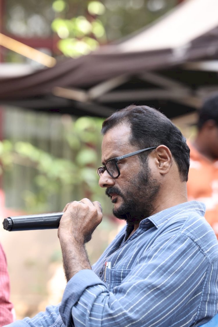 മലബാറിലെ ആ യഥാർത്ഥ സംഭവം സിനിമയാകുന്നു എം. പത്മകുമാർ റോഷൻ മാത്യു ചിത്രം ഉയിർ ഫസ്റ്റ് ലുക്ക് പുറത്ത്