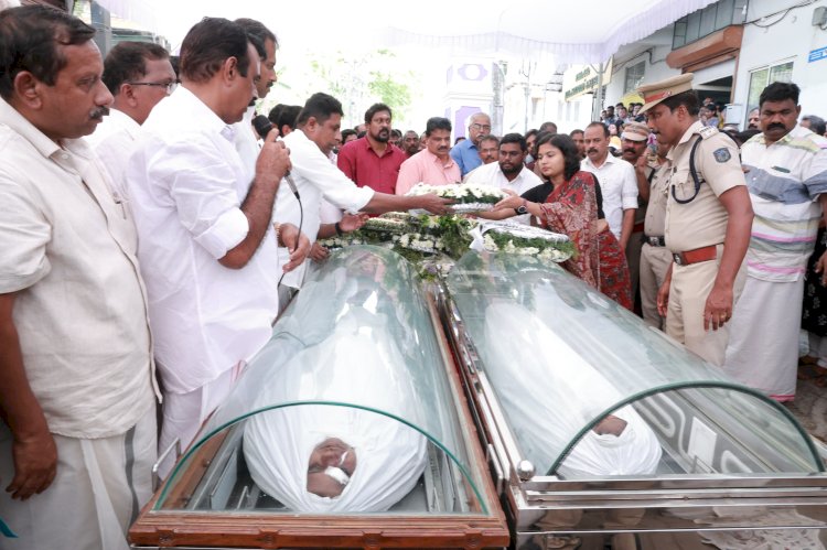 ബംഗളൂരു അപകടം സ്മിതയ്ക്കും ലതയ്ക്കും നാടിന്റെ കണ്ണീരോടെ വിട