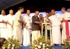 ജന്മനാടിന്റെ ഹൃദയം തൊട്ട് പറവൂരിൽ ചരിത്ര സ്വീകരണം കേരളത്തെ ആഗോള തുറമുഖ നഗരമാക്കുമെന്ന് മുഖ്യമന്ത്രി വി.ഡി. സതീശൻ