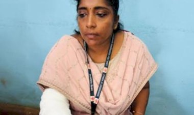​പെൻഷൻ രേഖ ചോദിച്ചു മുക്കം നഗരസഭയിൽ ഉദ്യോഗസ്ഥയ്ക്ക് വീട്ടമ്മയുടെ കടിയേറ്റു