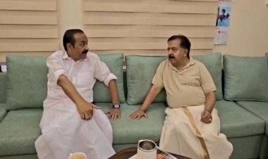 എന്റെ ജ്യേഷ്ഠസഹോദരൻ ചെന്നിത്തലയെ കണ്ട് അനുഗ്രഹം തേടി നിയുക്ത മുഖ്യമന്ത്രി വി.ഡി. സതീശൻ