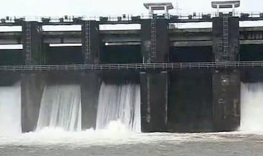 മലങ്കര ഡാമിന്റെ ഷട്ടറുകൾ തുറക്കുന്നു തൊടുപുഴയാറിന്റെ തീരത്തുള്ളവർക്ക് ജാഗ്രതാ നിർദ്ദേശം