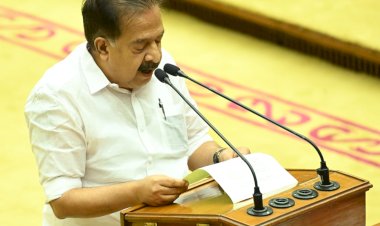 ഇടിയും തൊഴിയും ചീത്തവിളിയും ഇനി നടക്കില്ല ​കേരളാ പൊലീസിൽ വൻ അഴിച്ചുപണി ആഭ്യന്തര മന്ത്രി രമേശ് ചെന്നിത്തല