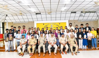 ​ആലുവയിൽ എസ്‌സി,എസ്‌ടി മോണിറ്ററിംഗ് കമ്മിറ്റി യോഗവും ഉന്നത വിജയം നേടിയവർക്കുള്ള അവാർഡ് വിതരണവും നടന്നു