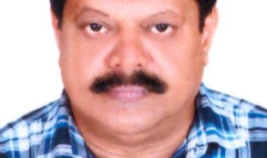 കേരള ഹൗസ് ഫ്രണ്ട് ഓഫീസ് മാനേജർ എ.ജെ. സന്തോഷ് കുമാർ വിരമിച്ചു 28 വർഷത്തെ സേവനത്തിന് ഊഷ്മളമായ യാത്രയയപ്പ്