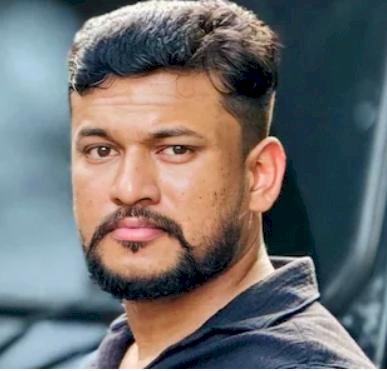 ​അർജുൻ ആയങ്കി കരുതൽ തടങ്കലിൽ കോതമംഗലത്തെ റിസോർട്ടിൽ നിന്ന് പോലീസ് കസ്റ്റഡിയിലെടുത്തു