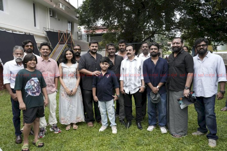 ​ആഷിക്ക് ഉസ്മാൻ പ്രൊഡക്ഷൻസിന്റെ 20 ാം ചിത്രം മമിതയും സംഗീതും നഗരക്കാഴ്ചകളുമായി കൊച്ചിയിൽ തുടക്കമിട്ടു.