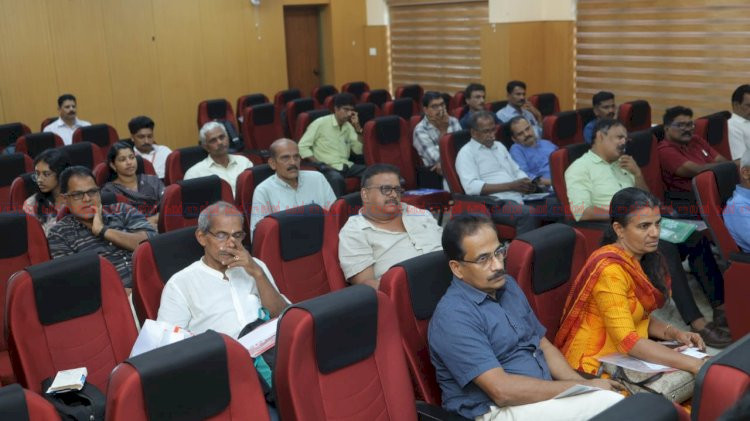 സഹകരണ മേഖല പ്രൊഫഷണലാകണം എം.കെ. ദിനേശ് ബാബു