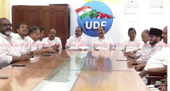 ​കേരള മന്ത്രിസഭാ രൂപീകരണം 2026 കോൺഗ്രസ് മന്ത്രിമാരുടെ പട്ടിക ഇന്ന് ഗവർണർക്ക് കൈമാറും ഘടകകക്ഷികളിൽ ചർച്ച നീളുന്നു