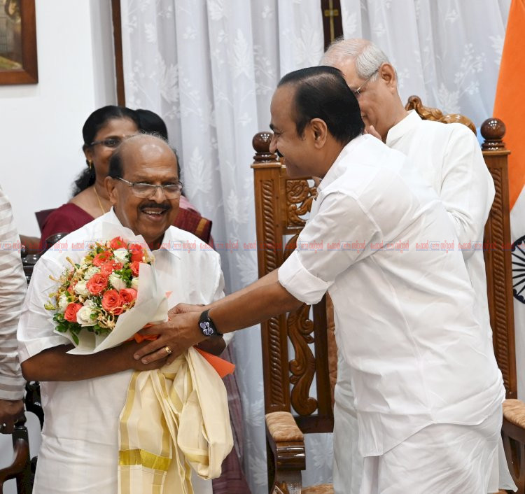 ജി. സുധാകരൻ പ്രോടൈം സ്പീക്കറായി സത്യപ്രതിജ്ഞ ചെയ്തു