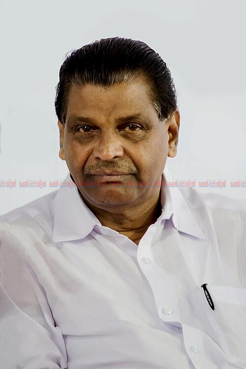 16 ാമത് കേരള നിയമസഭയുടെ സ്പീക്കറായി തിരുവഞ്ചൂർ രാധാകൃഷ്ണൻ തെരഞ്ഞെടുക്കപ്പെട്ടു 101 വോട്ടുകളോടെ തകർപ്പൻ വിജയം