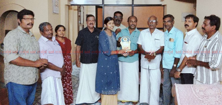 എസ്.എസ്.എൽ.സി പരീക്ഷയിൽ ഉന്നതവിജയം നേടിയ വിദ്യാർത്ഥികളെ സി.പി.ഐ മൂവാറ്റുപുഴ ലോക്കൽ കമ്മിറ്റി ആദരിച്ചു