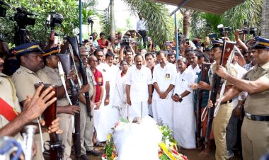 ​ചിരിയുടെ സുൽത്താൻ ഇനി ഓർമ്മ നടൻ സലിം കുമാറിന് ഔദ്യോഗിക ബഹുമതികളോടെ വിട