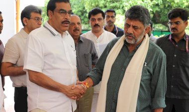 ​ബൈരക്കൂപ്പ പാലം യാഥാർത്ഥ്യത്തിലേക്ക്കർണാടക മുഖ്യമന്ത്രി ഡി.കെ. ശിവകുമാറുമായി മന്ത്രി പി.കെ. ബഷീർ കൂടിക്കാഴ്ച നടത്തി