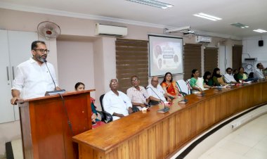 മുതിർന്ന പൗരന്മാർക്കെതിരെയുള്ള അതിക്രമങ്ങൾക്കെതിരെ കോഴിക്കോട്ട് ബോധവൽക്കരണ ദിനാചരണം ഗ്ലൂക്കോമീറ്റർ വിതരണം ചെയ്തു